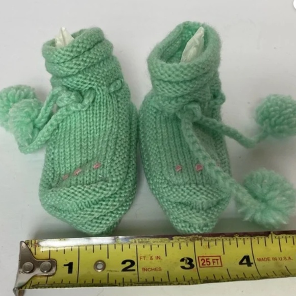 Lot of 3 Vintage Handmade Knitted Crochet Baby Booties - Picture 15 of 15